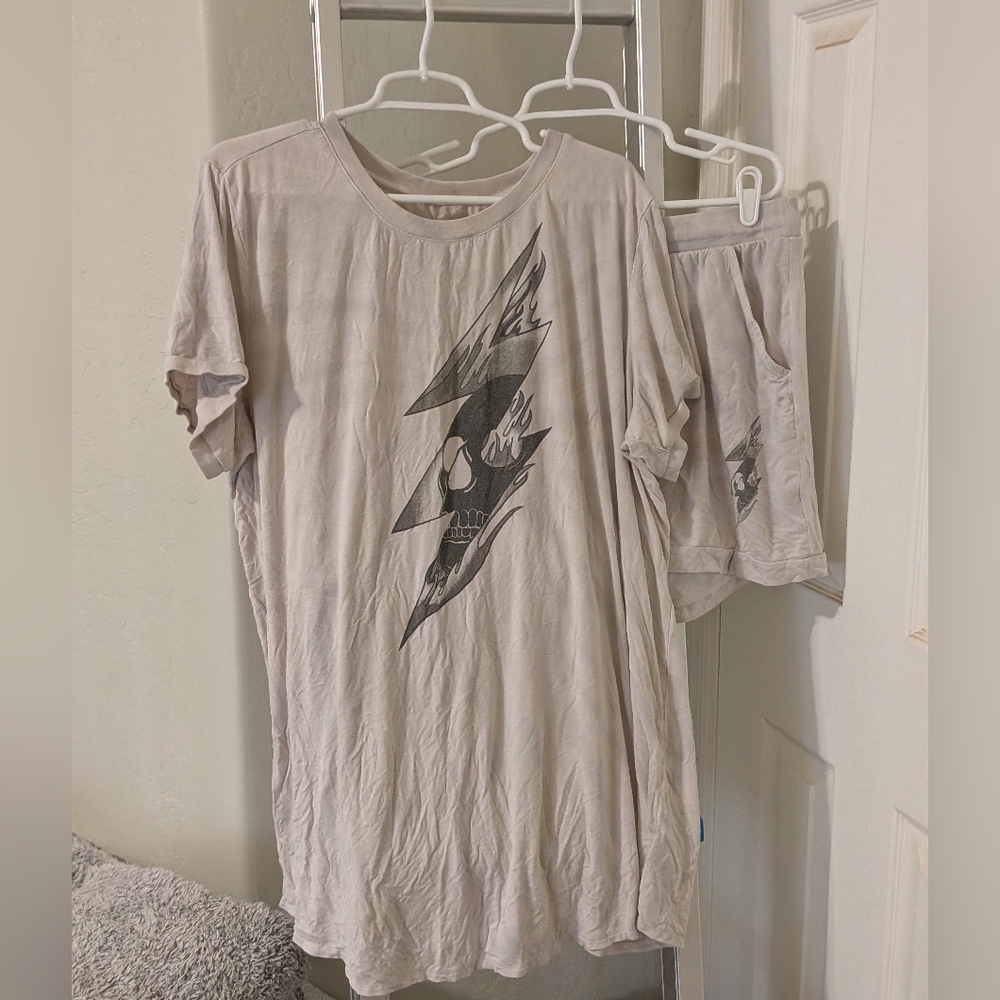 Torrid Gray Skull Lightning Kids Tee